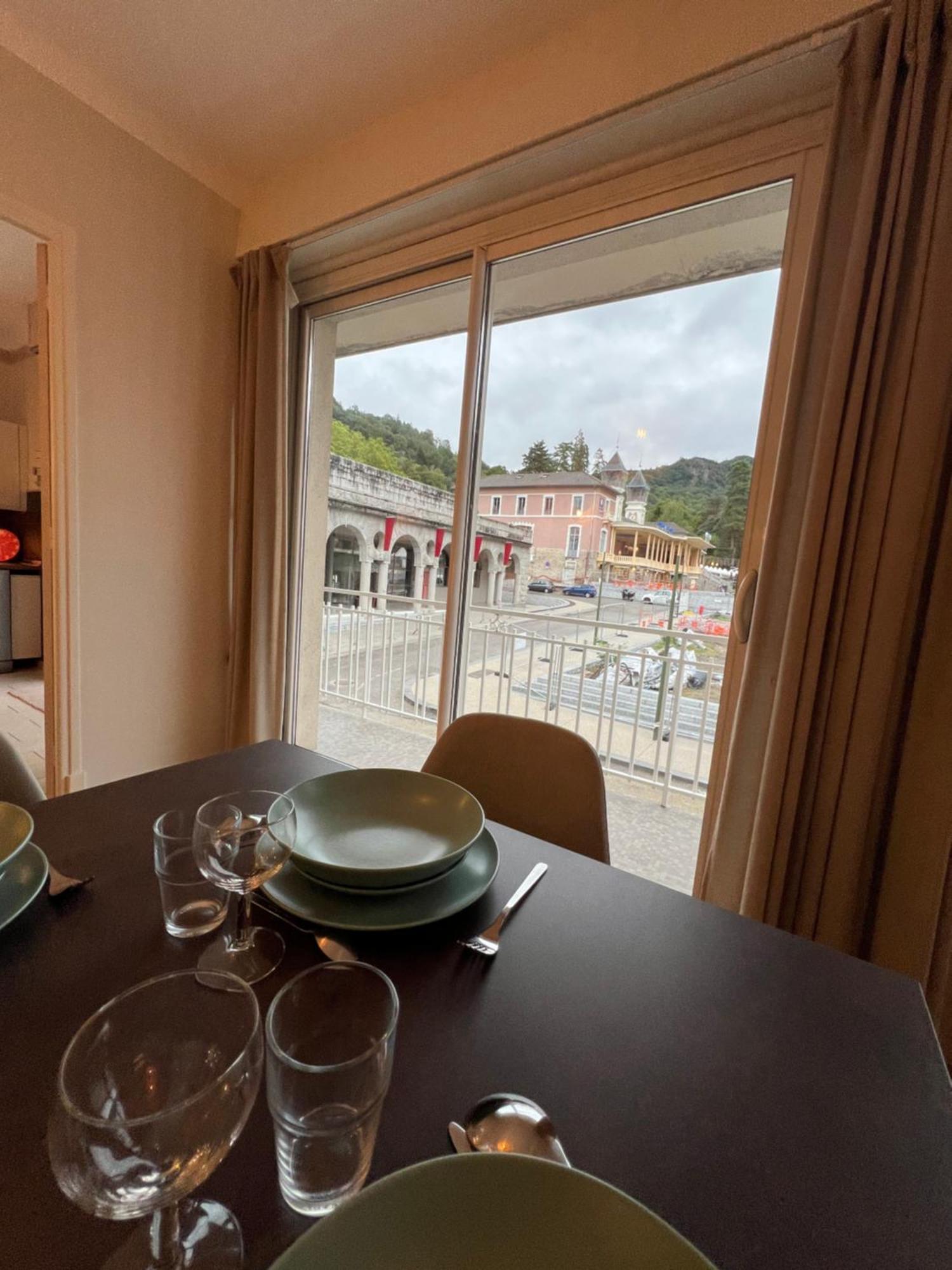 Les Balcons Du Couloubret Apartamento *
